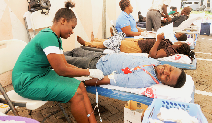 Graphic Communications Group supports blood bank